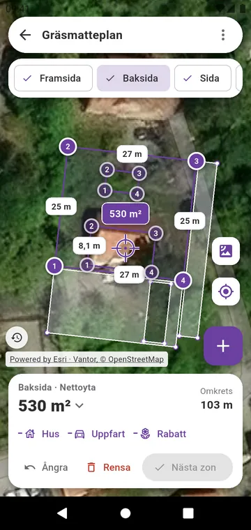 En gräsmatta ritad zon för zon på satellitbilden